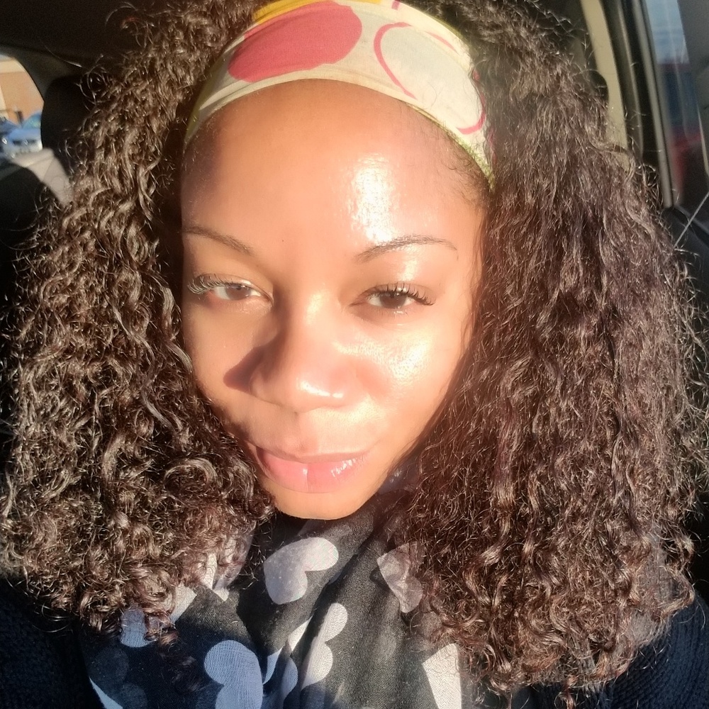 Meet your Posher, Latoya